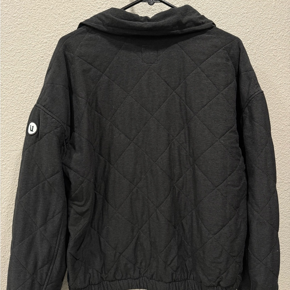 Vuori Black Quilted Halo Jacket - Picture 2 of 4